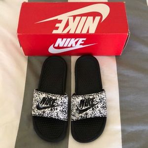 Men’s Slides